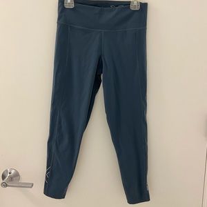 Teal Cropped Compression 2XU Leggings